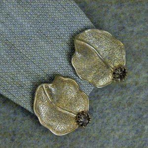 Vintage Nettie Rosenstein Leaf Design w/ Citrine Rhinestones Clip on Earrings